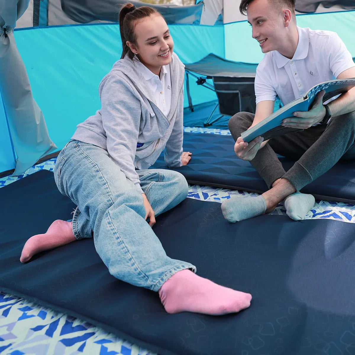 Sleeping Pad Self-Inflating Anti-Roll Edges R-Value 4.2