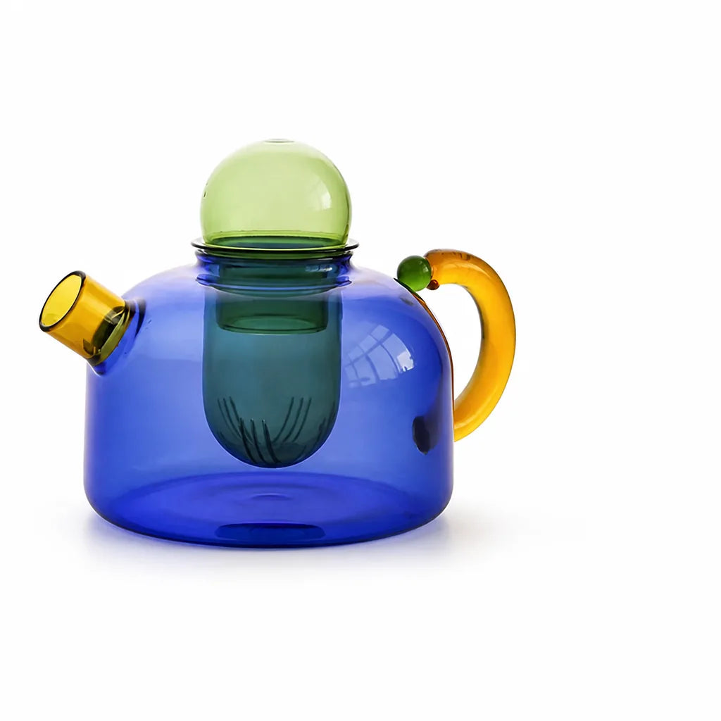 Borosilicate Teapot and Cups with Integrated Filter