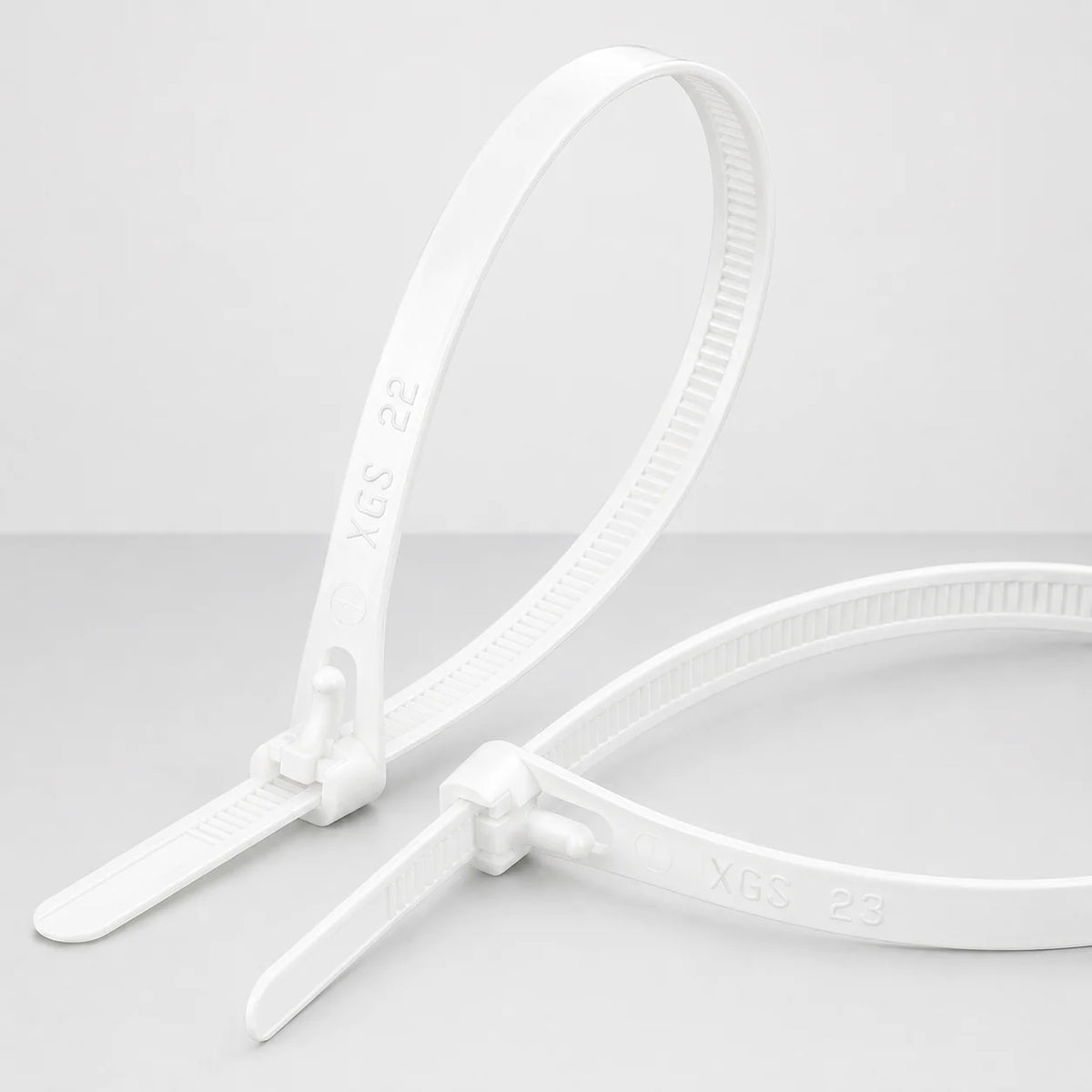 Cable Ties Reusable Self-Locking Nylon Set of 200