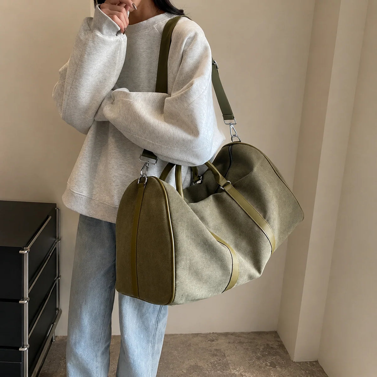 Duffle Bag Canvas Wet-Dry Compartment Adjustable Strap