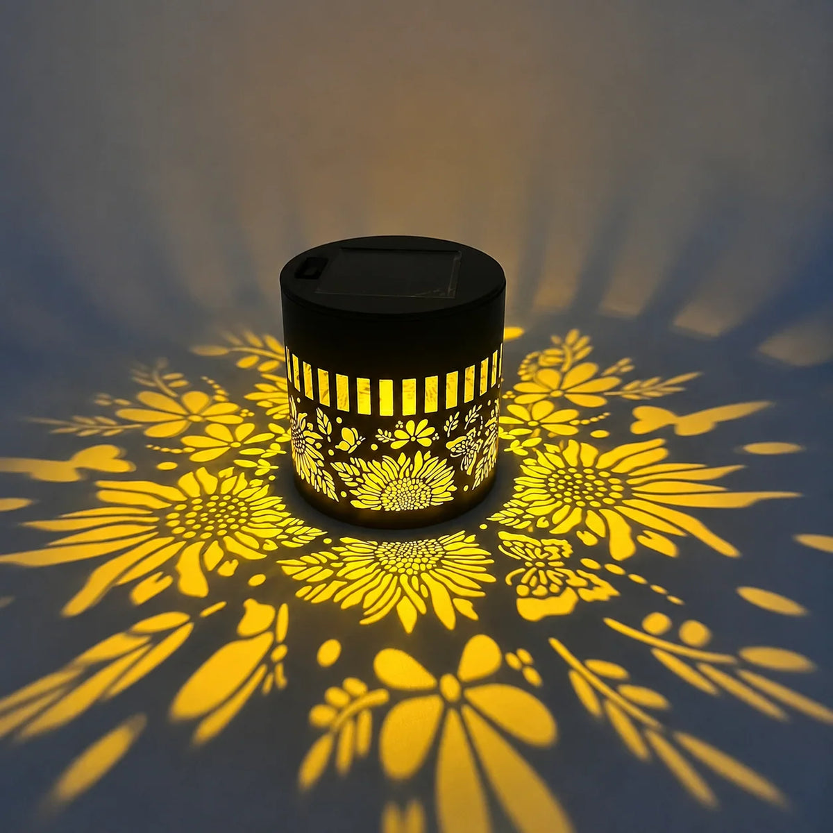 Garden Light Solar-Powered Mandala Projection Dusk-To-Dawn