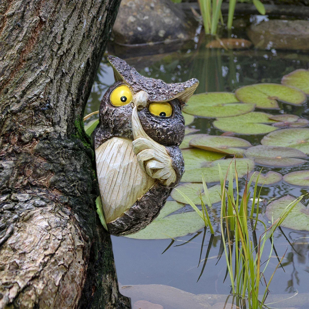Garden Ornament Resin Hanging Peeking Owl