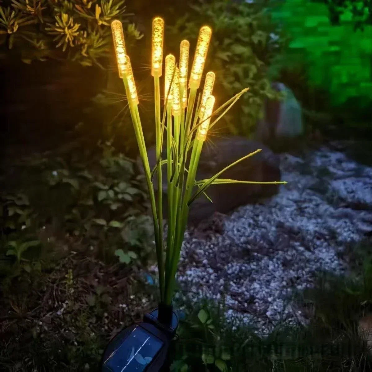 Garden Pathway Lights Solar-Powered Waterproof Reed Design