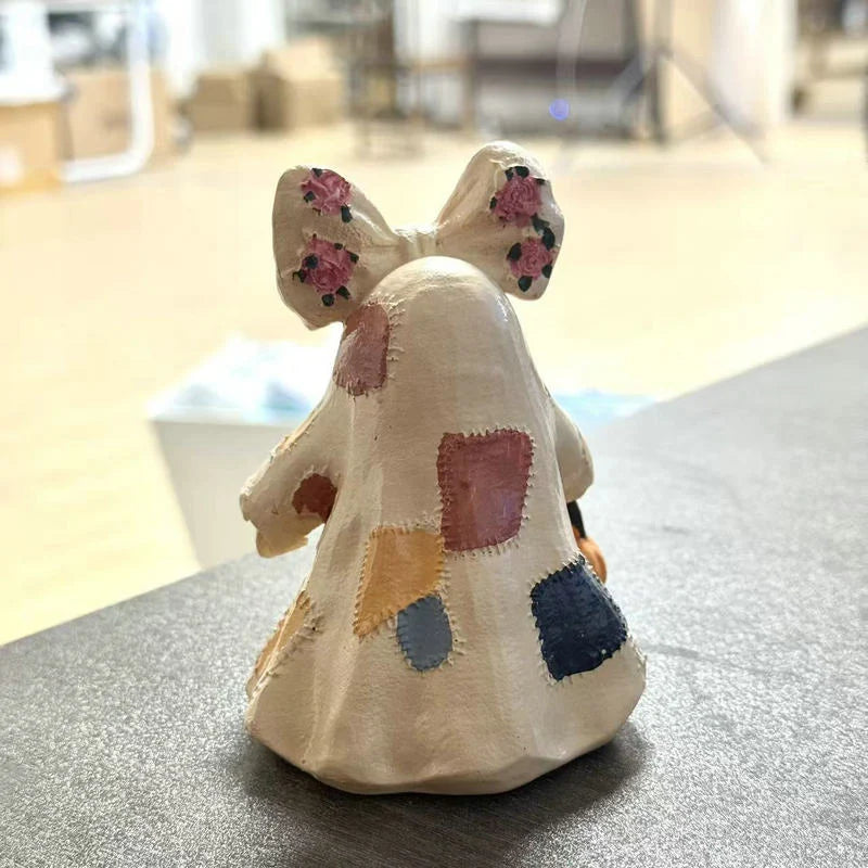 Halloween Ghost Figurine Resin Patchwork Texture With Pumpkin Basket
