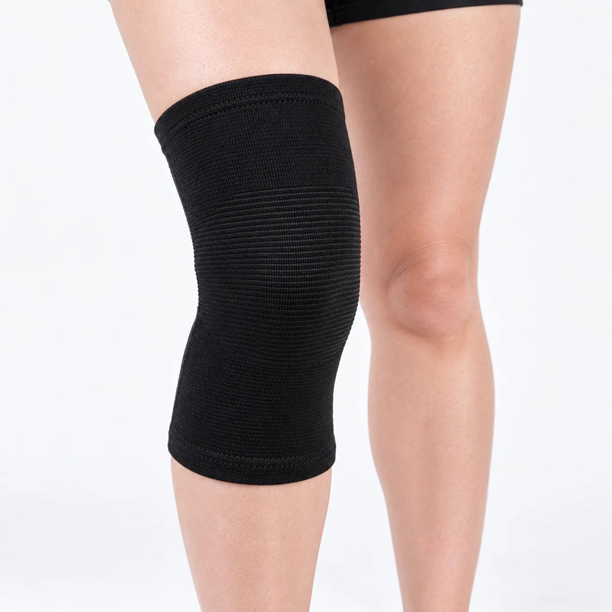 Knee Compression Sleeve Breathable Moisture-Wicking Bamboo Fabric