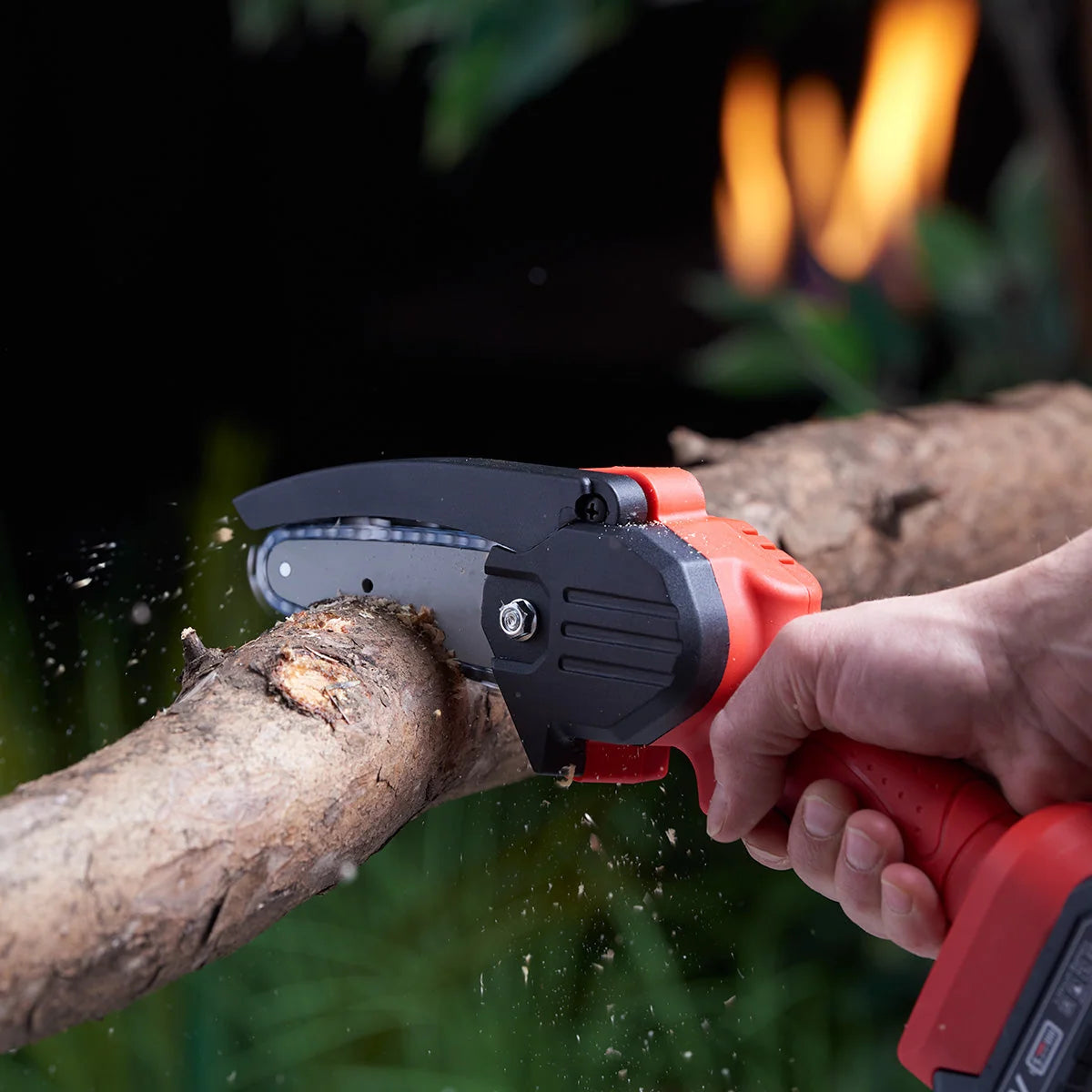 Mini Chainsaw Cordless Lightweight With 2 Extra Chains
