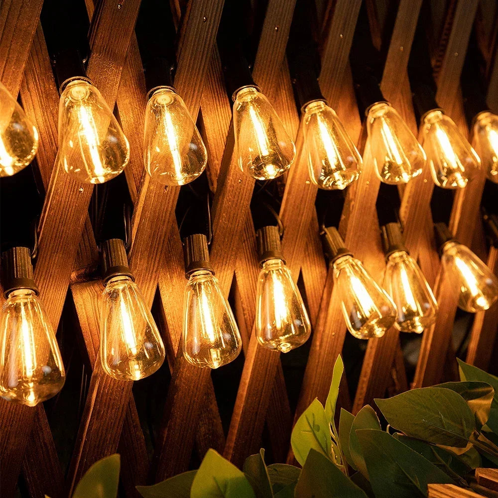 Outdoor String Lights Solar-Powered Weather-Resistant 10 Shatter-Resistant Bulbs
