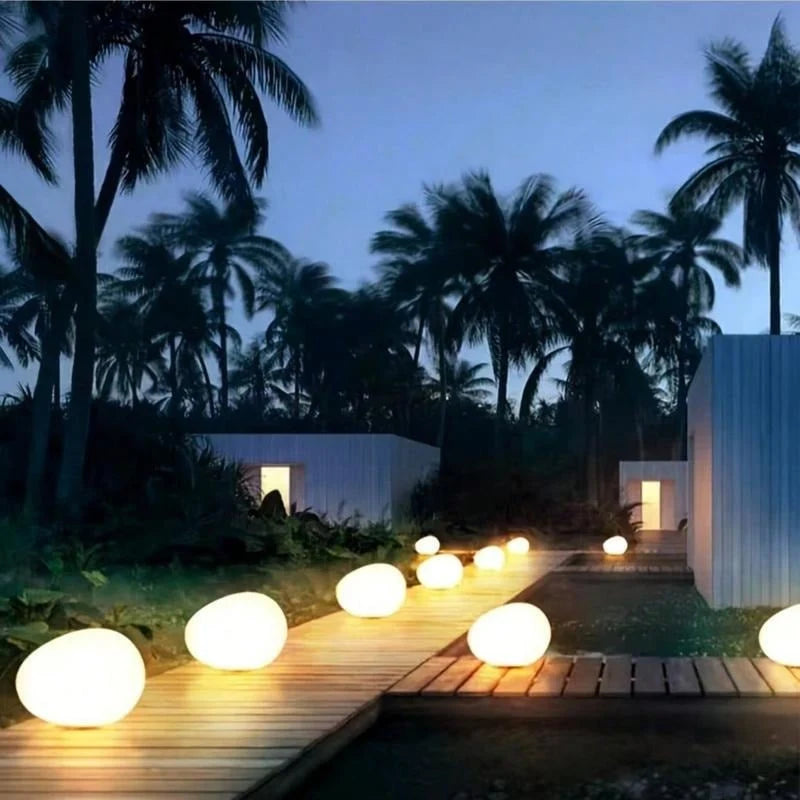 Pathway Light Solar-Powered Rock Design IP65 Weatherproof