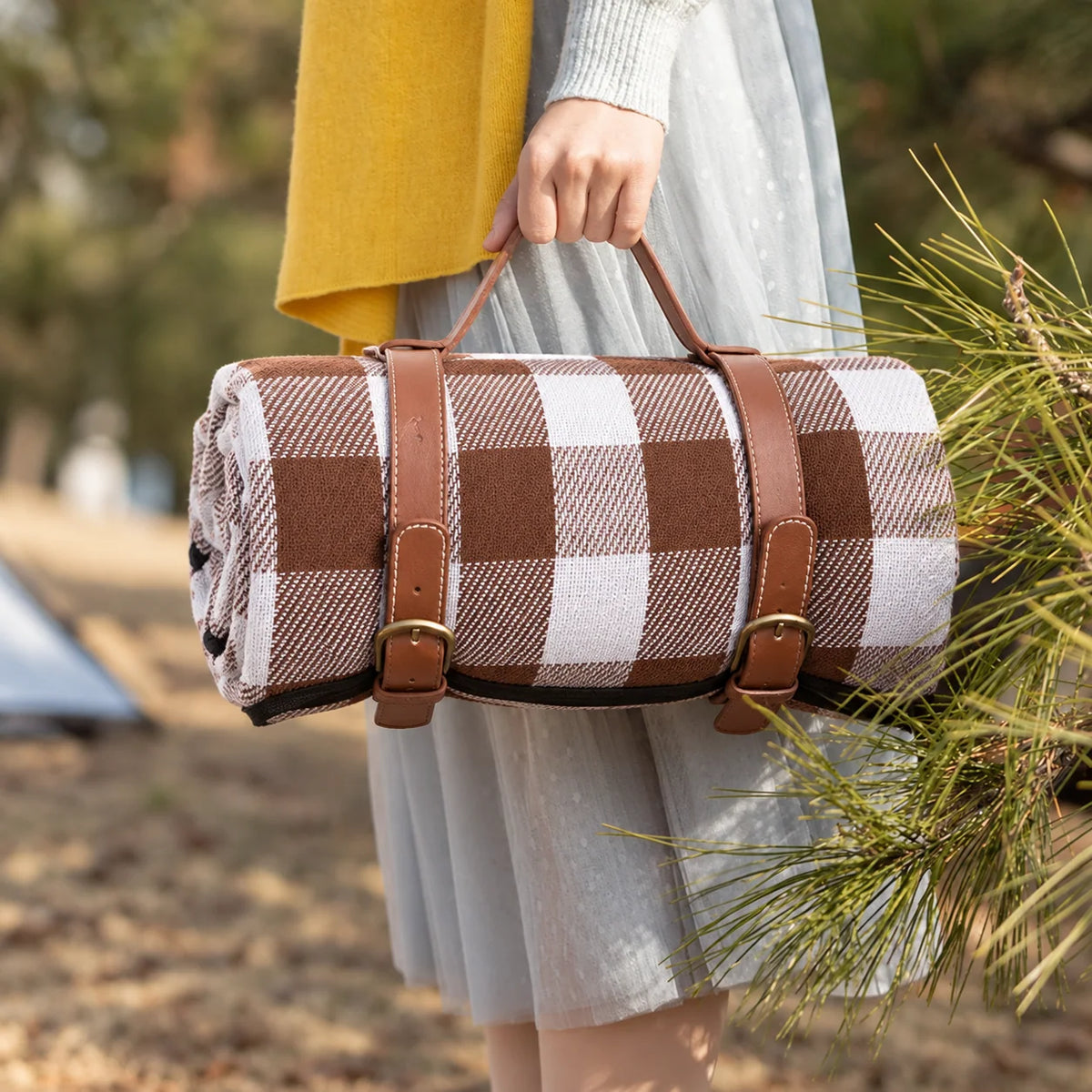 Picnic Blanket Waterproof Foam-Padded Foldable 200 × 200 cm