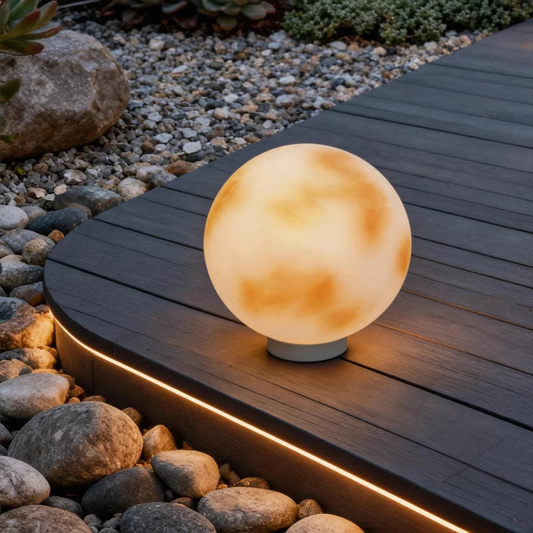 Pillar Light Solar-Powered IP65 Waterproof Three Color Temperatures