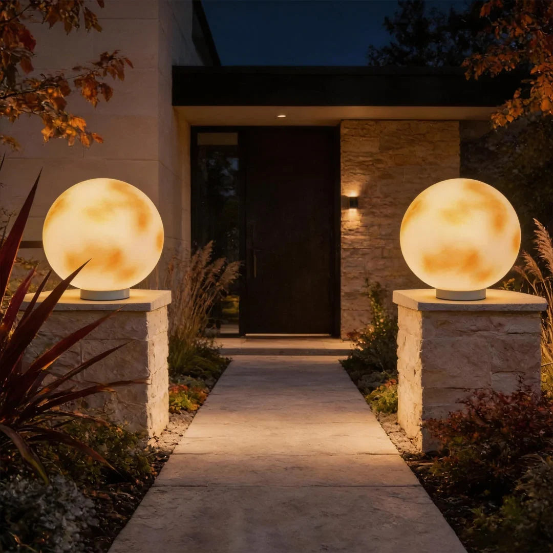 Pillar Light Solar-Powered IP65 Waterproof Three Color Temperatures