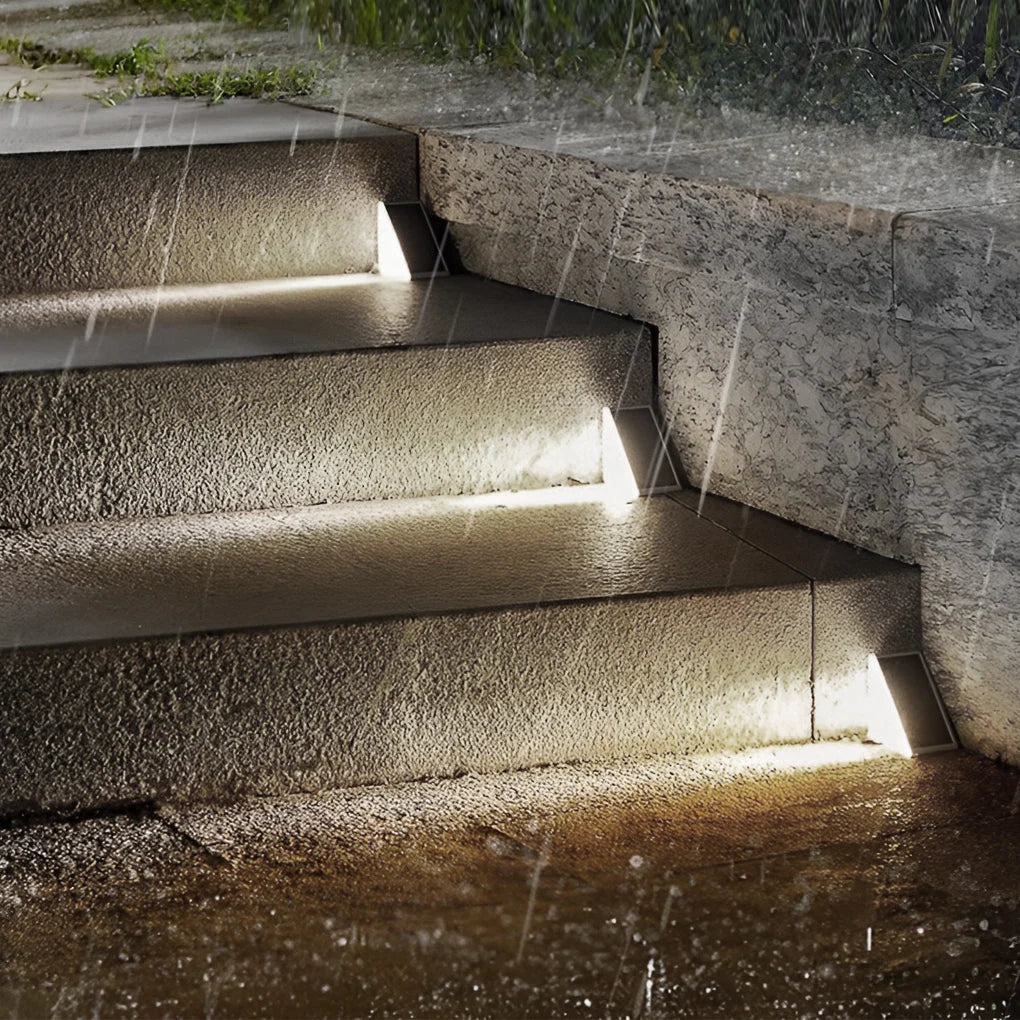 Solar Step Lights Solar-Powered Auto Dusk Activation Weather-Resistant